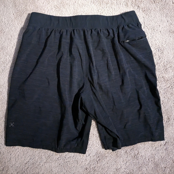 Lululemon Mens T.H.E. Short size XL - Picture 5 of 8
